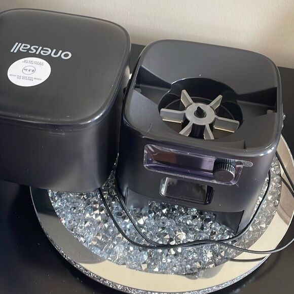 Oneisall automated cat feeder,WiFi 2.4GHz app control,small pet dry food feeder - Picture 11 of 12